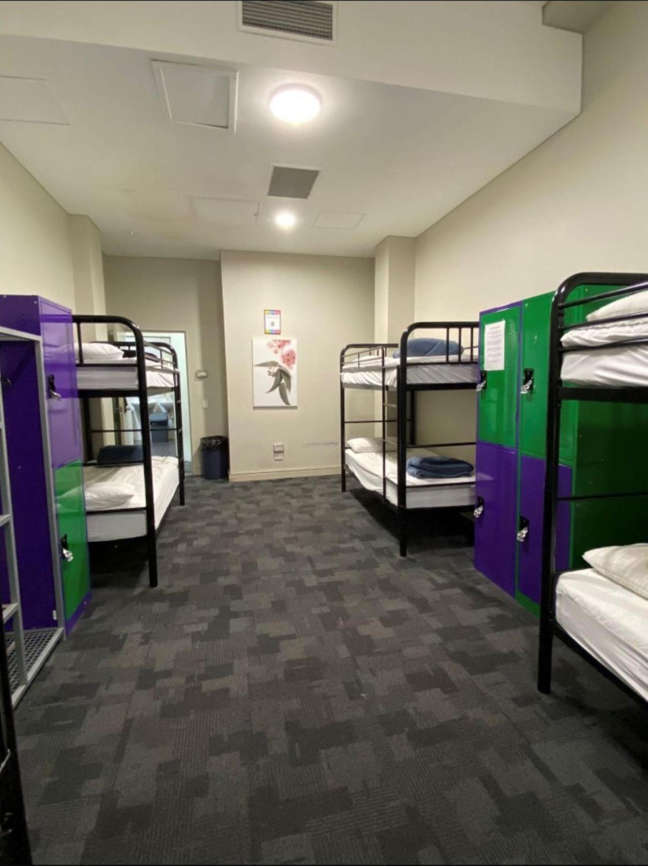 Bed 6-Bed Female Dormitory Room ages 18-40 years only