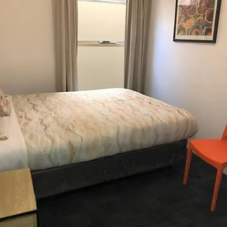 Big Backpackers Hostel-3